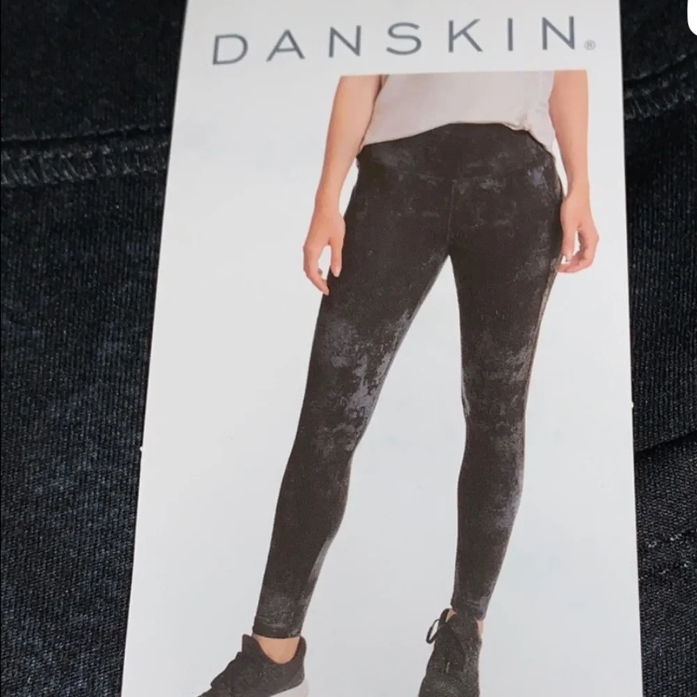Danskin Black Marble-Print Active Leggings - Picture 6 of 6